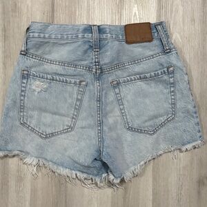 AEROPOSTALE 90’s High Rise Cut Off Jeans Size 2